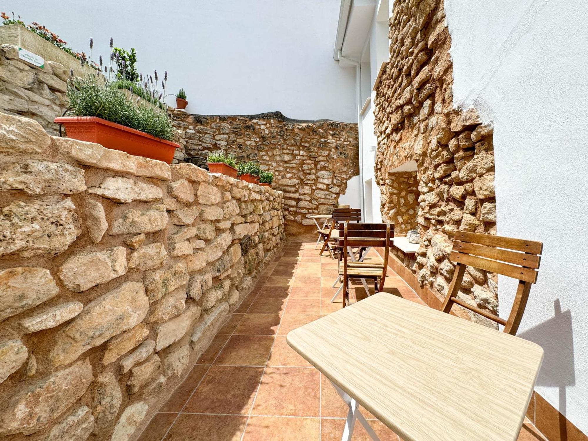El Jardin De Castillo - Calma Y Slow Life Castillo de Locubin Exterior photo